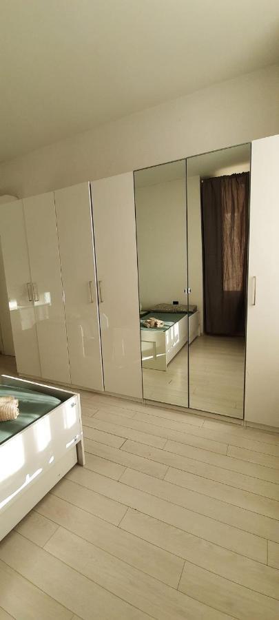 Intero Appartamento Lgbtq+ Zona Loreto Milano Dış mekan fotoğraf